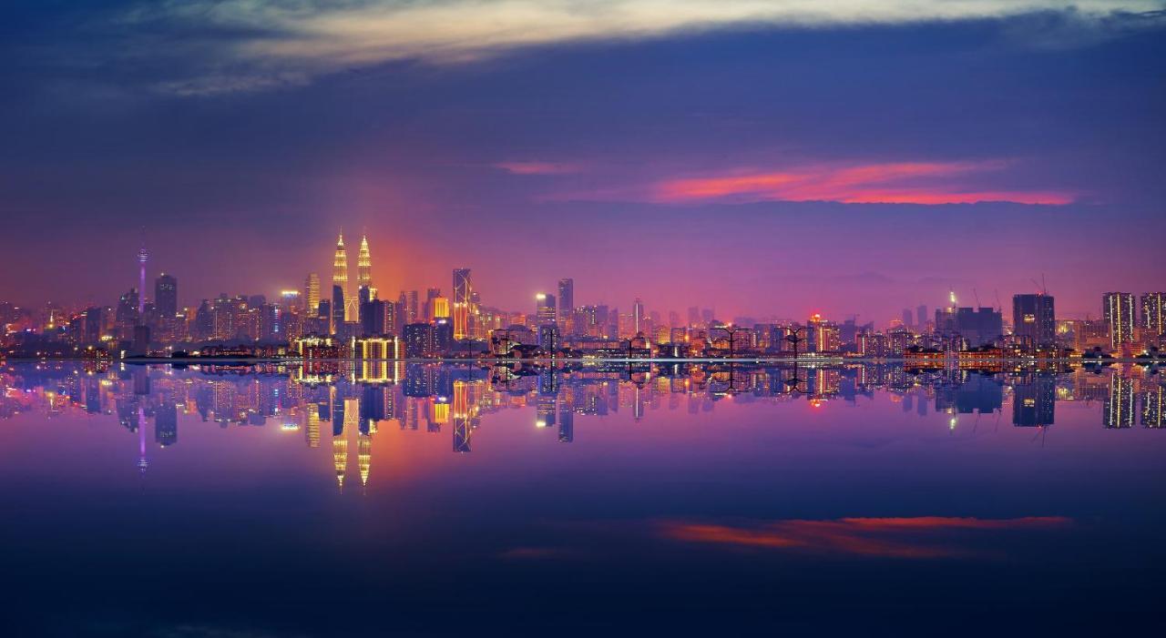 อมารี กัวลาลัมเปอร์ Hotel ภายนอก รูปภาพ Shanghai skyline