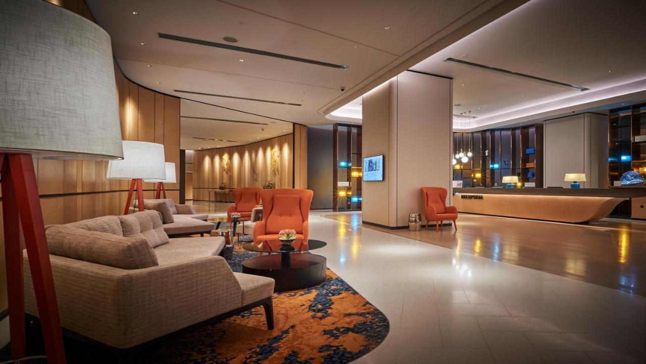 อมารี กัวลาลัมเปอร์ Hotel ภายนอก รูปภาพ The lobby of the hotel