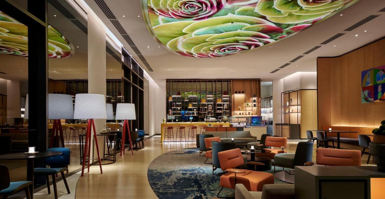 อมารี กัวลาลัมเปอร์ Hotel ภายนอก รูปภาพ The lobby of the hotel